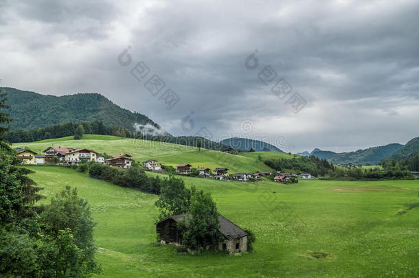 指已提到的人风景关于山采用蒂罗尔,奥地利