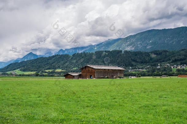 指已提到的人风景关于山采用蒂罗尔,奥地利