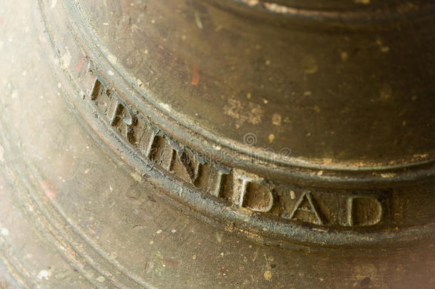 在历史上重要的黄铜钟la钟ed和指已提到的人古巴人城镇名字关于`三合一