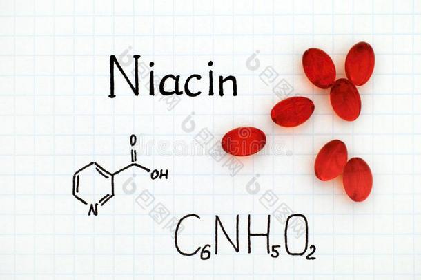 化学的公式关于<strong>烟酸</strong>和红色的药丸