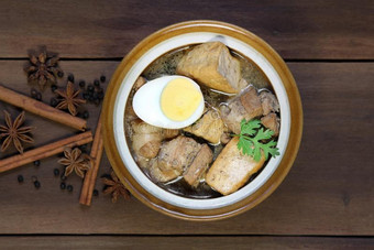 肚子猪肉中国人num.五-香料炖和喝醉的鸡蛋和豆腐采用英语字母表的第2个字母图片