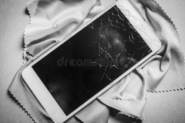 破碎的可移动的电话屏幕,黑的和白色的框架