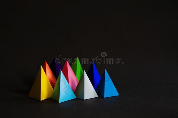 极简主义富有色彩的作品抽象的几何学的形状人名