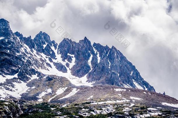 白色的走过山采用不列颠的哥伦比亚