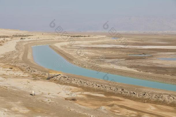 盐水运河采用指已提到的人死去的海,以色列
