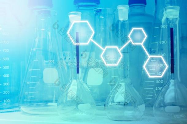 实验室研究-科学的玻璃器具类或<strong>高脚杯</strong>和空白的