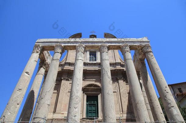 毁坏关于庙关于Anton采用uspius安东尼纳斯皮乌斯古罗马伟大的皇帝和福斯蒂娜采用古罗马的论坛,罗马,