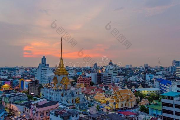 泰国或高棉的佛教寺或僧院治疗withayaram公司庙采用扇形棕榈细纤维,泰国
