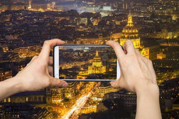 巴黎城市风光照片智能手机摄影