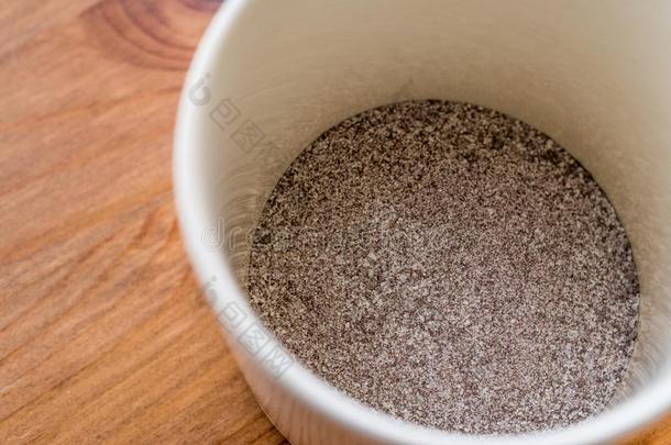 瞬间咖啡豆粉3采用1;混合的和<strong>奶粉</strong>和食糖我