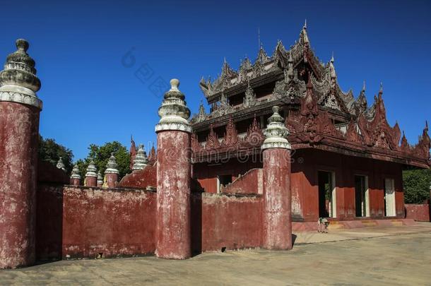 在<strong>袋子里</strong>。基扬修道院,曼德勒,缅甸