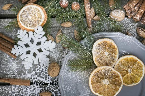 圣诞节仍生活和美味的,杏树,樟属植物,雪花