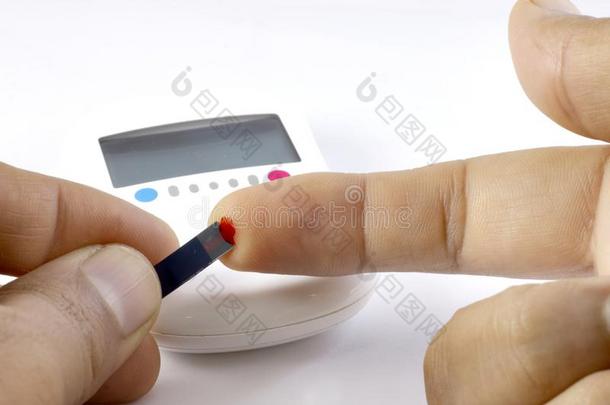 血糖测计仪糖尿病的食糖试验刺手指
