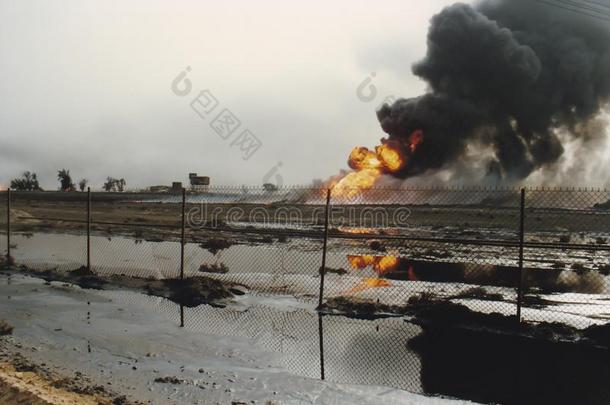 油好燃烧的采用田关于油光滑的,科威特